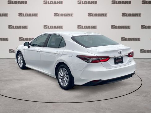 Used 2023 Toyota Camry LE image 3