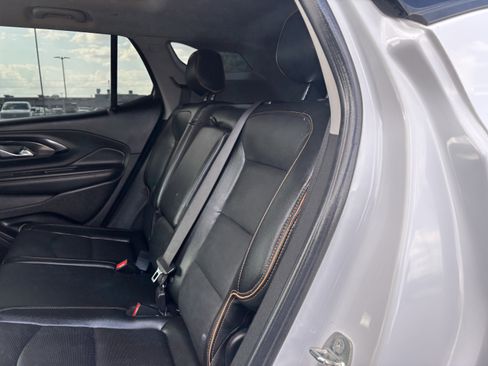 Used 2024 GMC Terrain AT4 w/ Infotainment Package II image 16