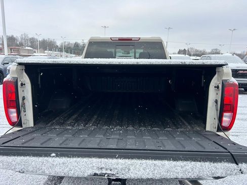 New 2026 GMC Sierra 3500 SLE w/ SLE Value Package image 15
