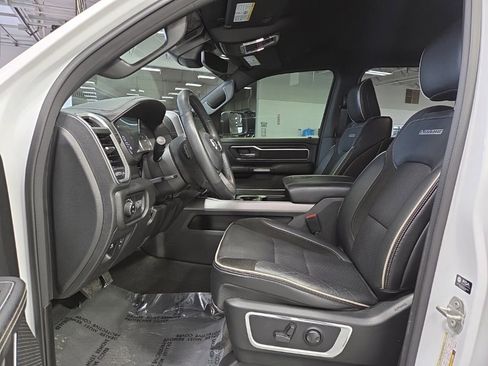 Used 2023 RAM 1500 Laramie image 9