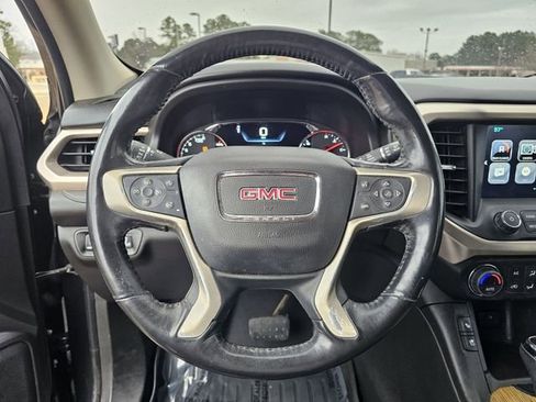 Used 2018 GMC Acadia Denali image 23