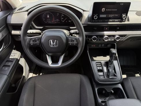 Used 2025 Honda CR-V EX image 11