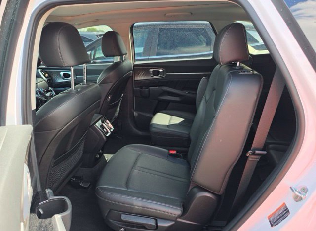 Certified 2023 Kia Sorento SX AWD/4WD image 7