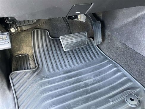 Used 2014 GMC Sierra 1500 Denali w/ Driver Alert Package image 16