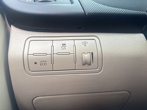 Used 2017 Hyundai Accent Value Edition image 13