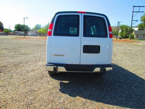 Used 2023 Chevrolet Express 2500 w/ Driver Convenience Package image 6