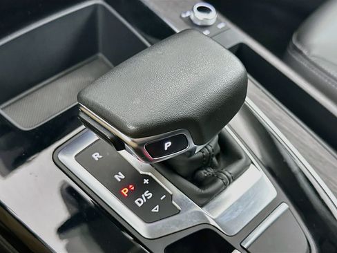 Used 2023 Audi Q5 2.0T Premium w/ Convenience Package AWD/4WD image 24