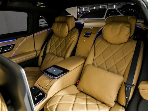 Used 2023 Mercedes-Benz Maybach S 680 4MATIC image 25