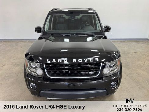 Used 2016 Land Rover LR4 HSE LUX image 17