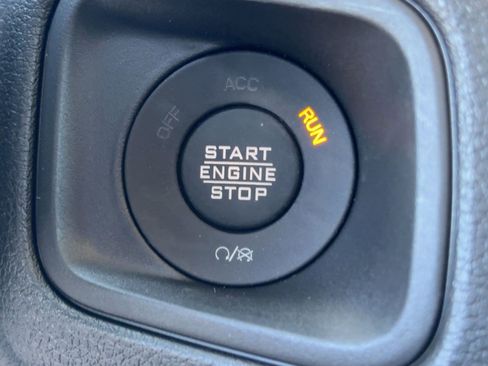 New 2026 Jeep Gladiator Sport AWD/4WD image 24