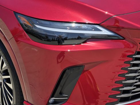 Used 2025 Lexus RX 350 Premium Plus w/ Accessory Package (Z1) FWD image 33