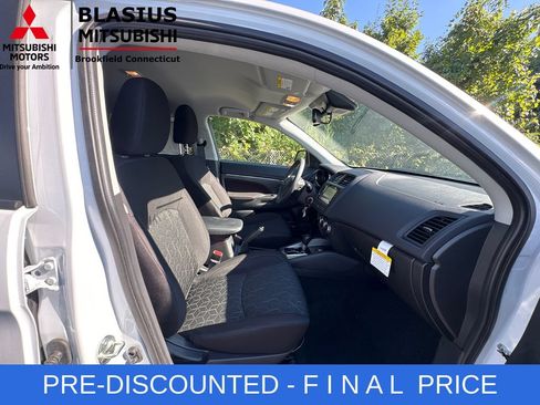Used 2025 Mitsubishi Outlander Sport ES AWD/4WD image 47