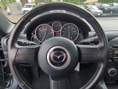 Used 2015 MAZDA MX-5 Miata Sport image 14