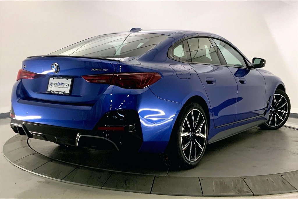 Used 2026 BMW i4 xDrive40i AWD/4WD image 11