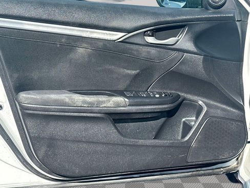 Used 2020 Honda Civic EX image 21