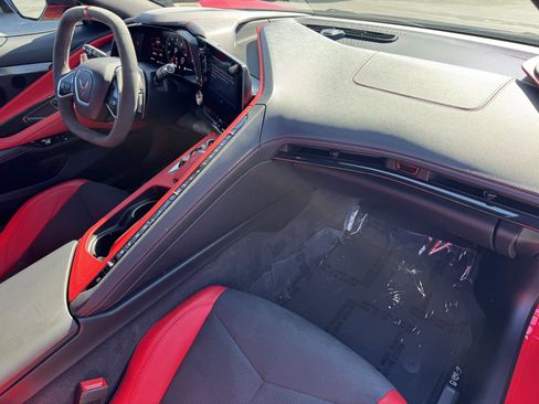 Used 2023 Chevrolet Corvette Stingray Preferred Cpe w/ Z51 Performance Package RWD image 5