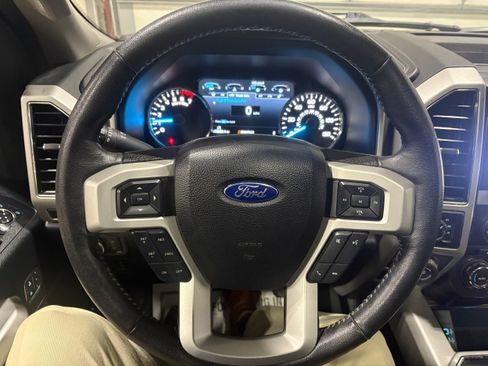 Used 2018 Ford F150 Lariat image 20
