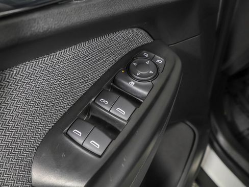 Used 2022 Chevrolet TrailBlazer LS FWD image 33