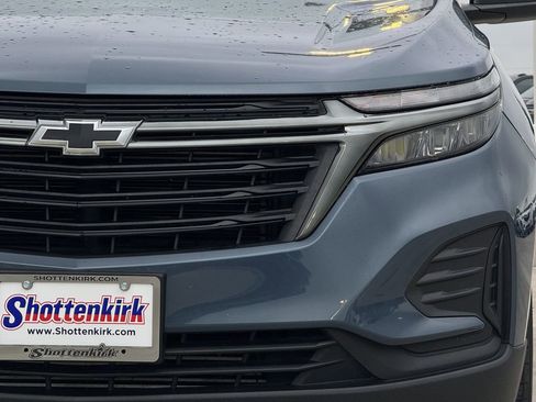 Used 2024 Chevrolet Equinox LS w/ LS Convenience Package FWD image 8