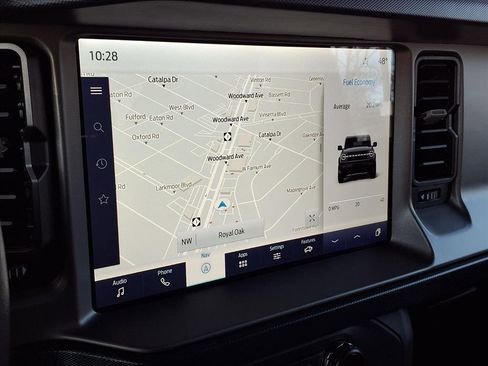 Used 2023 Ford Bronco Outer Banks image 8