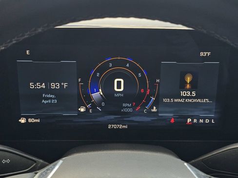 Used 2025 Chevrolet Traverse LT FWD image 18