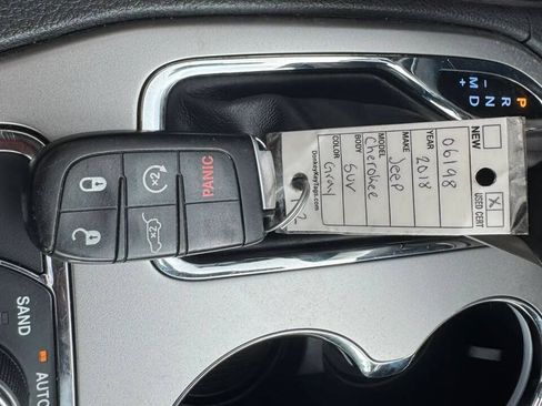 Used 2018 Jeep Grand Cherokee Trailhawk AWD/4WD image 43