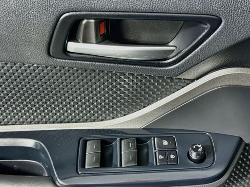 Used 2021 Toyota C-HR LE FWD image 23