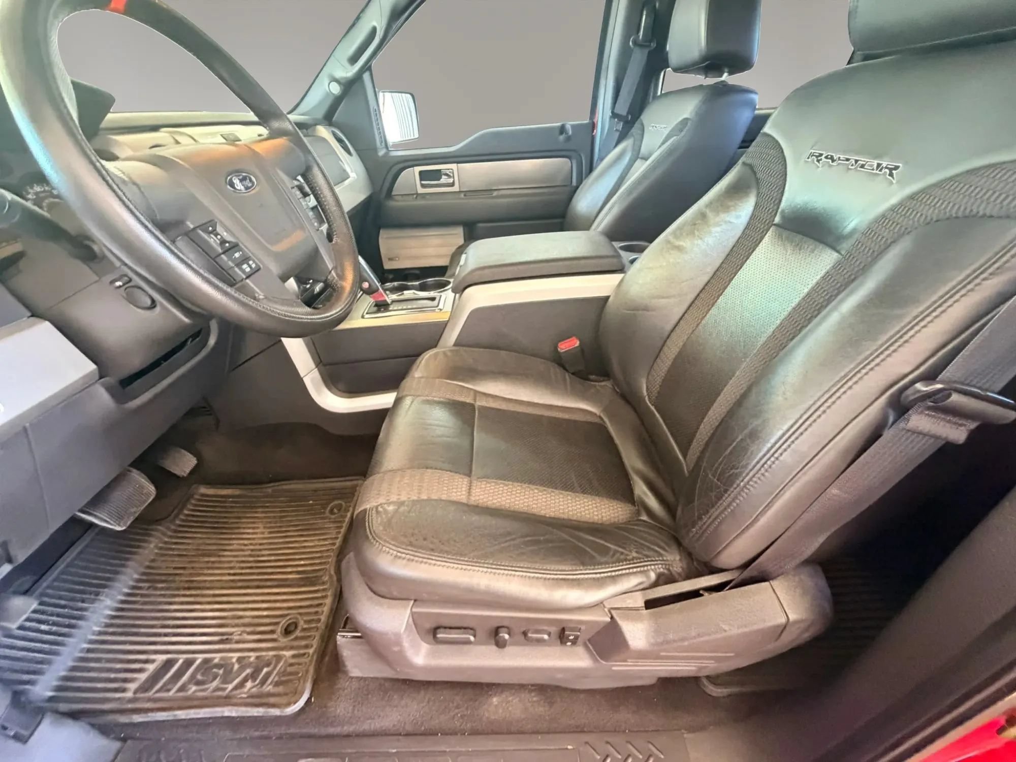 Used 2013 Ford F150 Raptor w/ Luxury Equipment Group AWD/4WD image 30