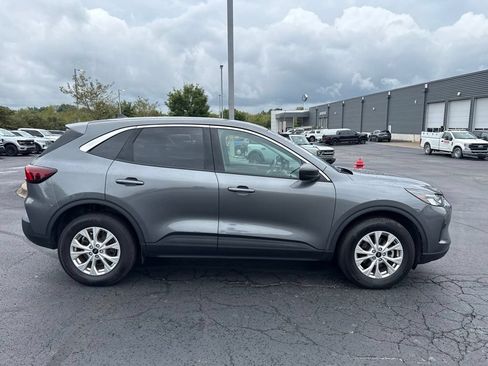 Used 2023 Ford Escape Active AWD/4WD image 7