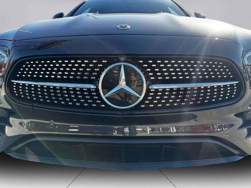 Used 2023 Mercedes-Benz E 350 Sedan image 11