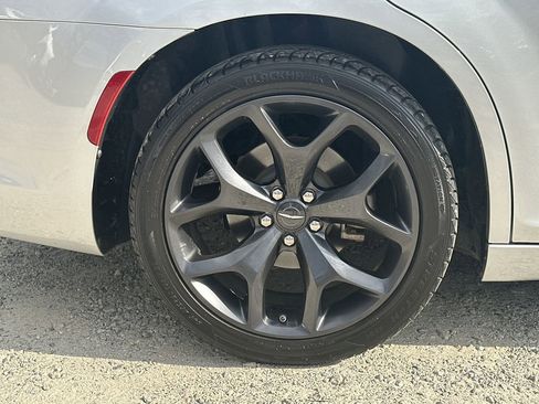 Used 2023 Chrysler 300 S image 19