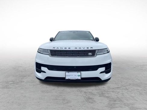 Used 2024 Land Rover Range Rover Sport SE AWD/4WD image 2