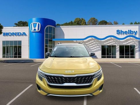 Used 2022 Kia Seltos Nightfall Edition image 3