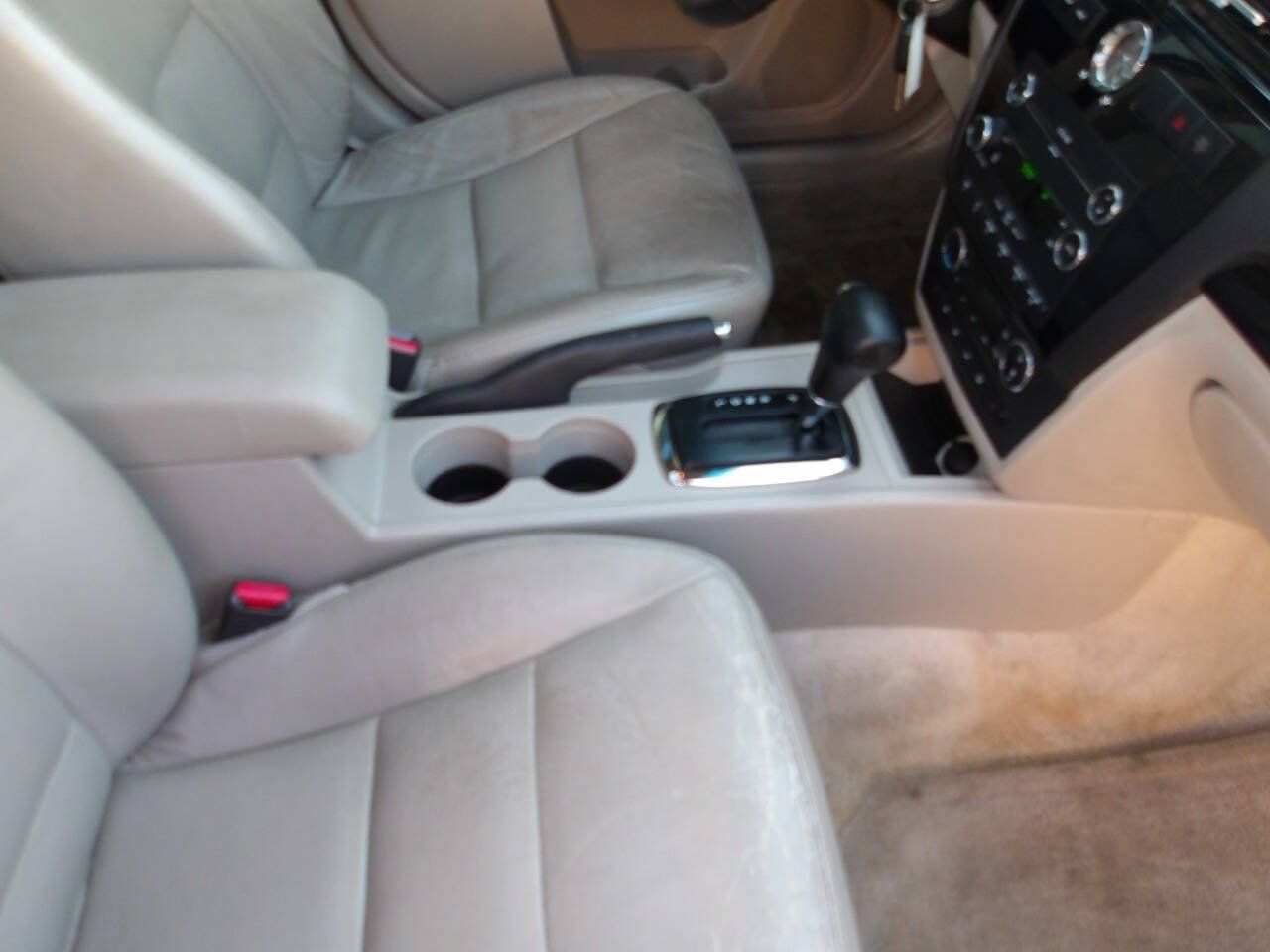 Used 2008 Ford Fusion SEL FWD image 21