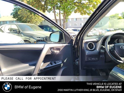 Used 2018 Toyota RAV4 Adventure AWD/4WD image 23