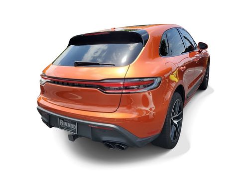 Used 2025 Porsche Macan AWD/4WD image 4