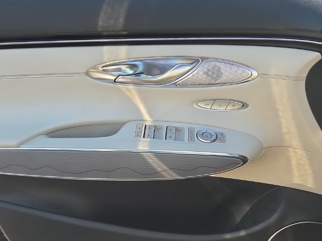 Used 2024 Genesis GV70 2.5T w/ Advanced Package AWD/4WD image 28
