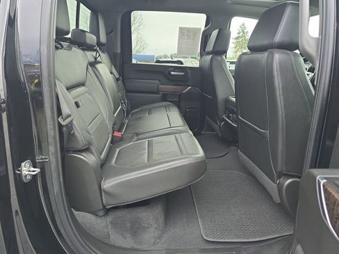 Certified 2022 GMC Sierra 3500 Denali image 33