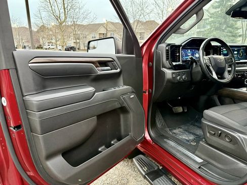 Used 2024 Chevrolet Silverado 1500 RST image 19