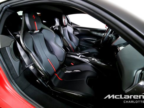 Used 2022 Ferrari SF90 Stradale image 18
