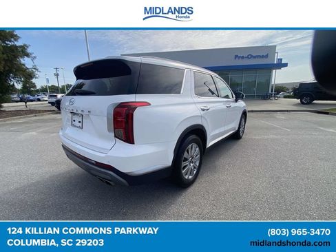Used 2025 Hyundai Palisade SEL FWD image 6