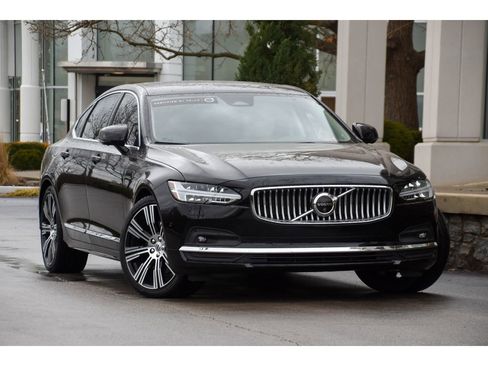 Certified 2025 Volvo S90 B6 Ultra image 1