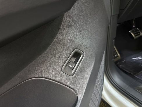 New 2026 Volkswagen Atlas Peak Edition AWD/4WD image 13