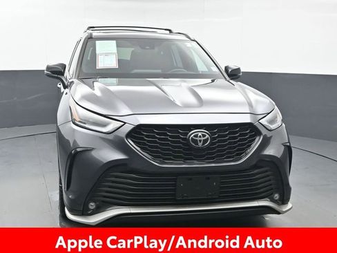 Certified 2023 Toyota Highlander XSE image 11