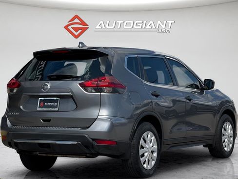 Used 2019 Nissan Rogue S FWD image 12