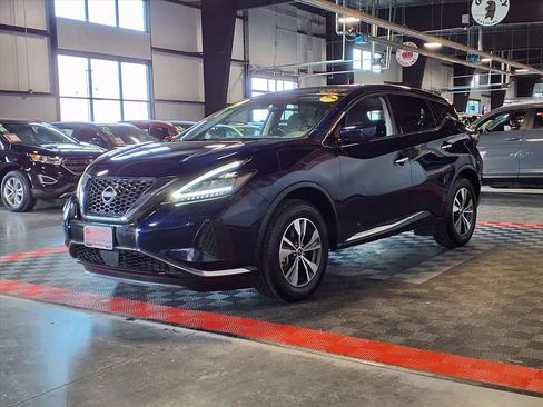 Used 2023 Nissan Murano S AWD/4WD image 3