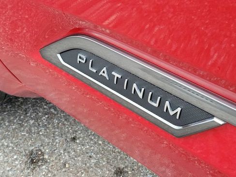 Used 2025 Toyota Tundra Platinum AWD/4WD image 5