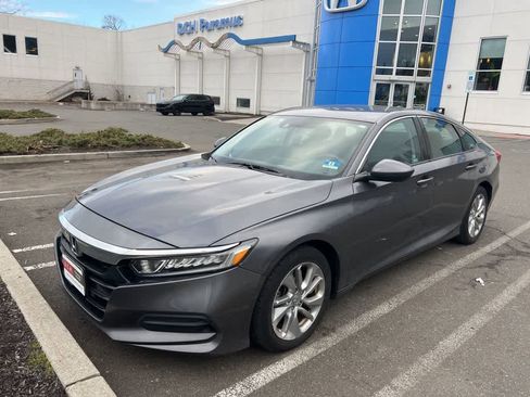 Used 2018 Honda Accord LX image 40