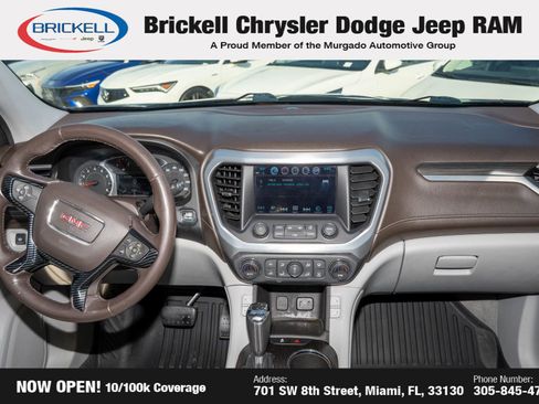 Used 2018 GMC Acadia SLT image 22