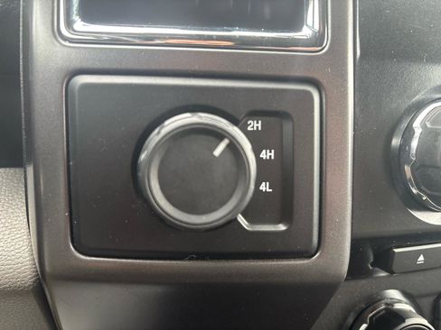 Used 2016 Ford F150 XLT image 20